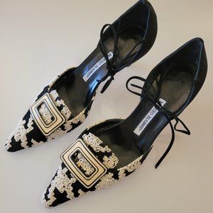 Manolo Blahnik- SALE- Black and White 1 1/2 inch Heels Size 40 1/2 Worn Once